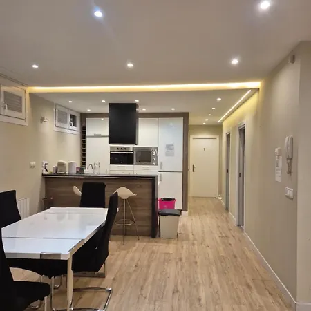 57 En Con Wifi * ビルバオ